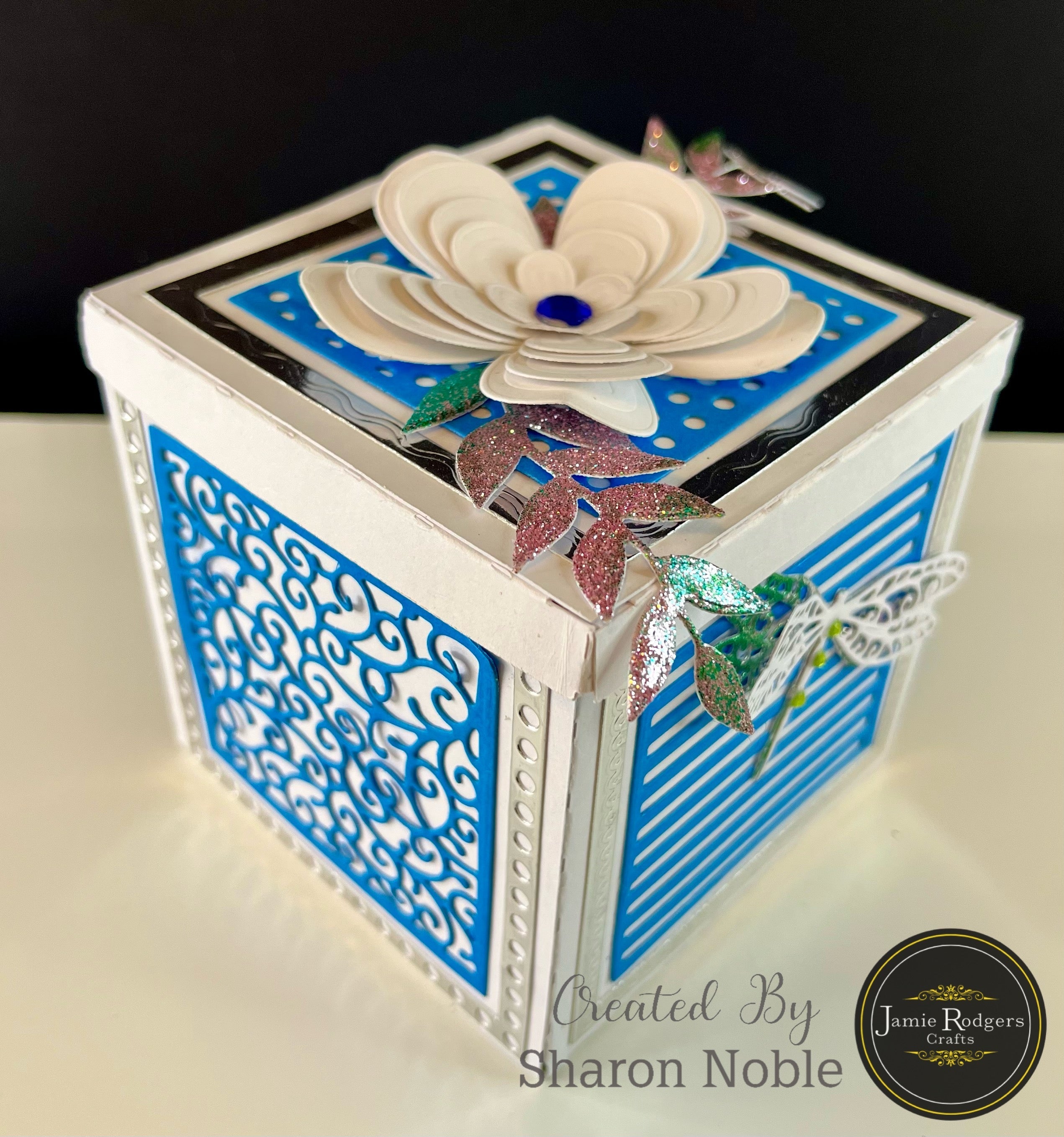 Jamie Rodgers Crafts Striped Square Tile Die Set