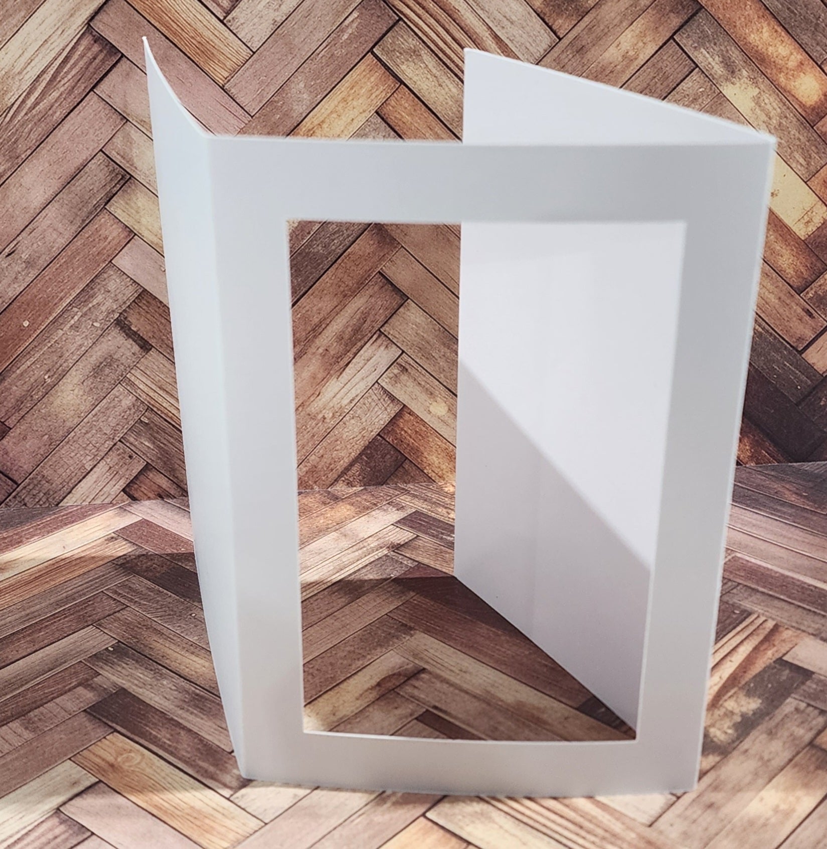 Rectangle Window Tri Fold White Card Bases - 105 x 148mm - 10 pieces 34593