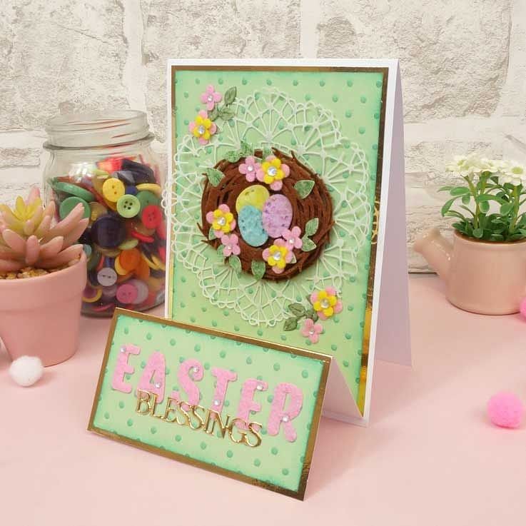 Moonstone Dies - Cosy Nest & Eggs