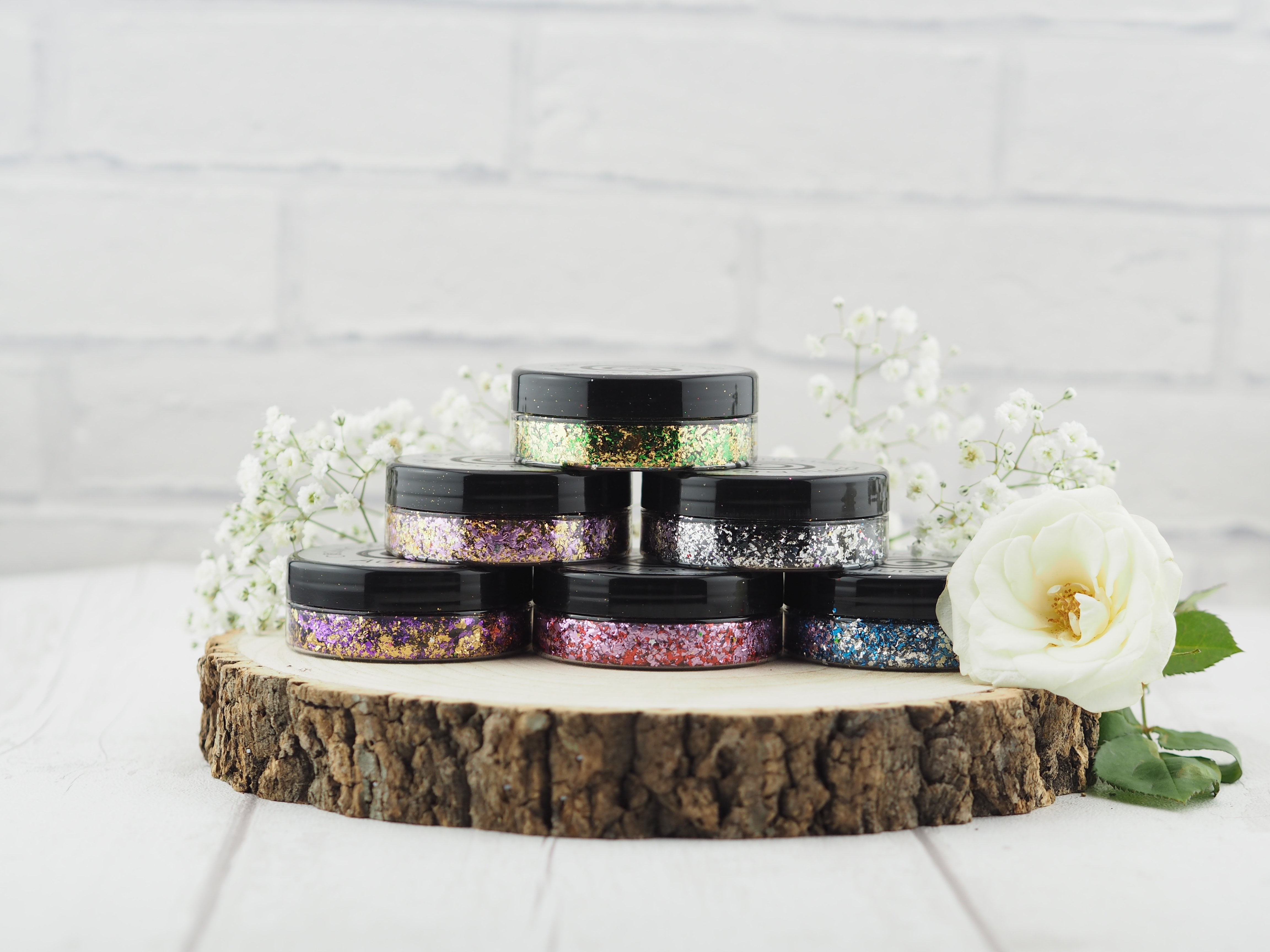 Cosmic Shimmer Aurora Flakes 50ml