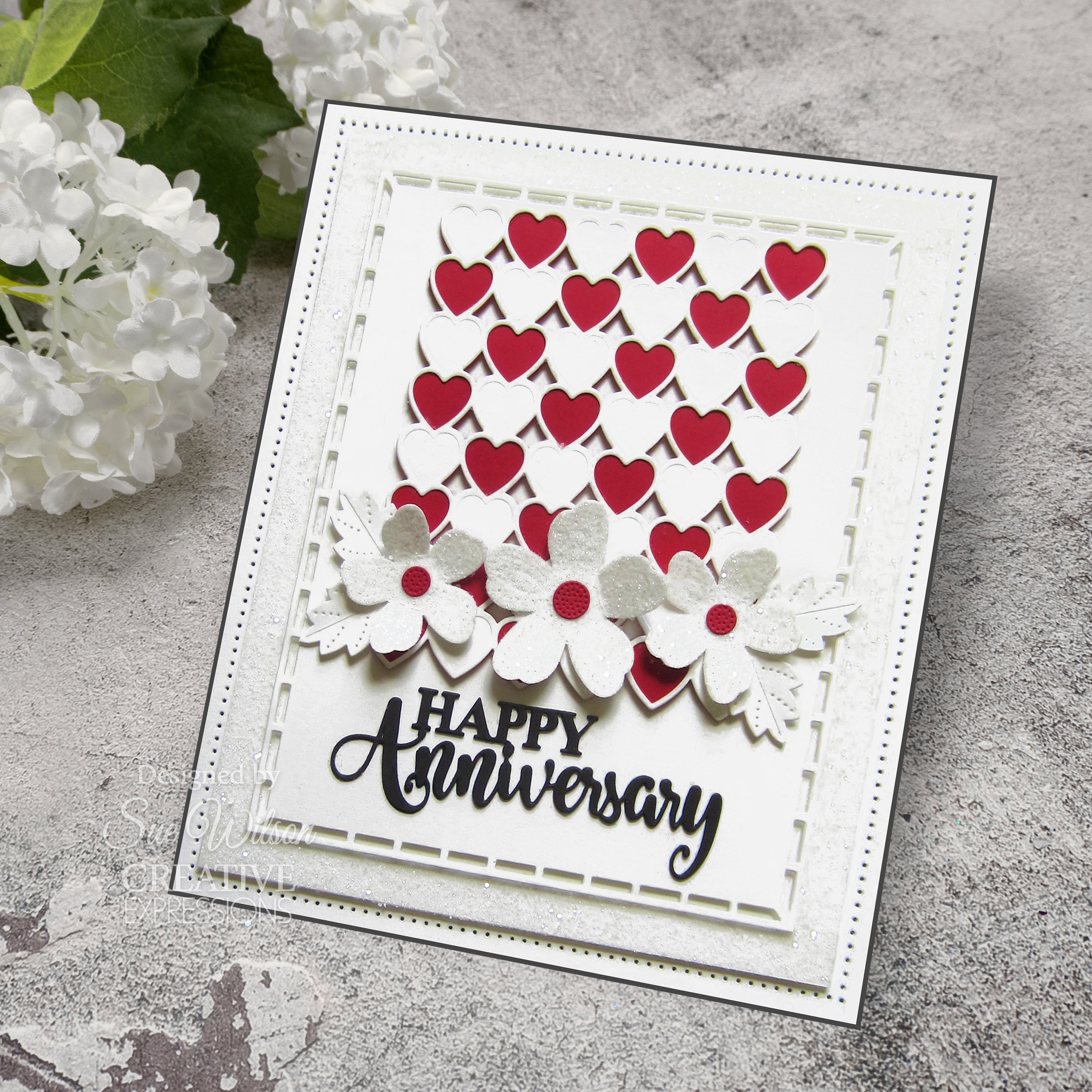 Creative Expressions Sue Wilson Background Collection Checkered Heart Craft Die