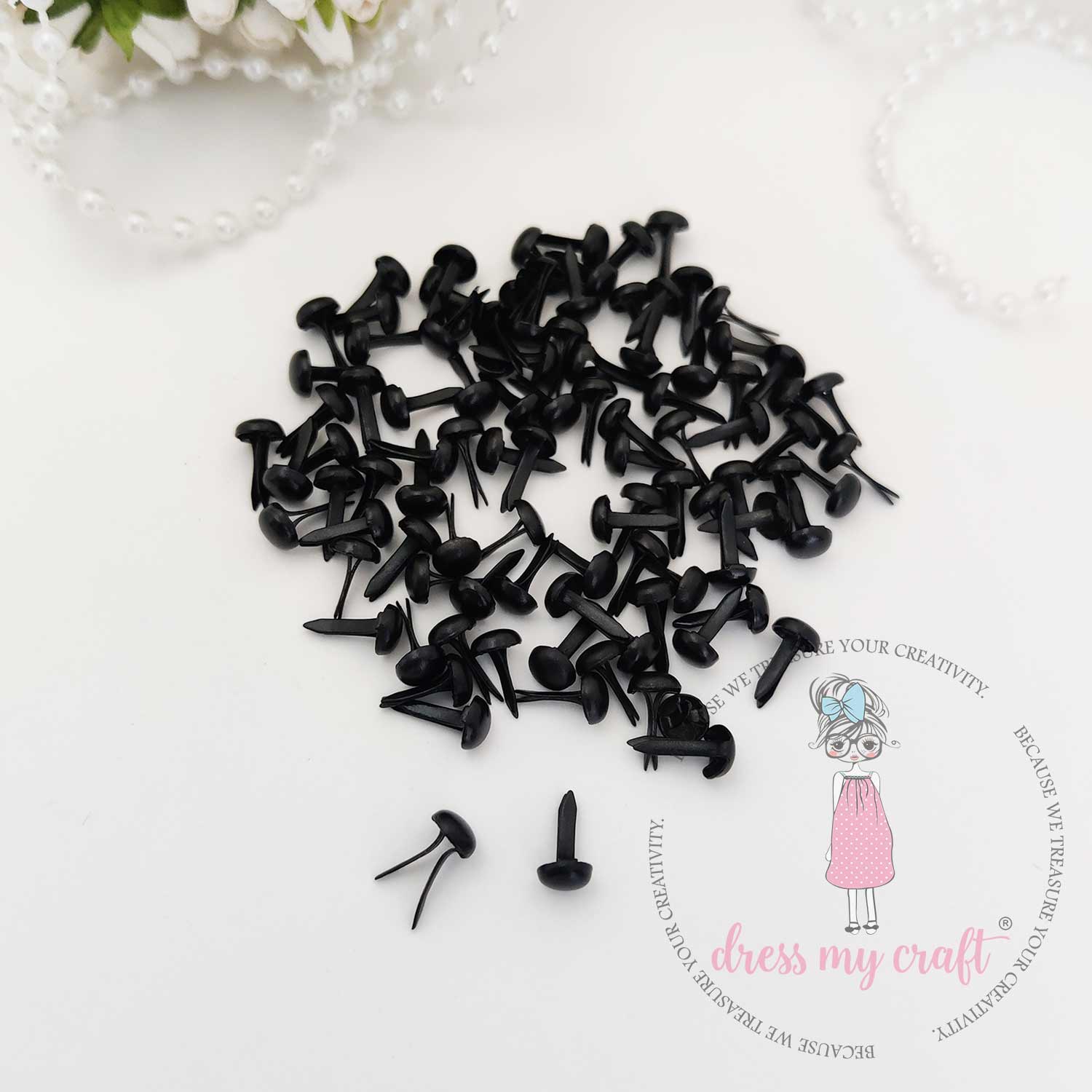 Dress My Craft - Colored Brads - Jet Black