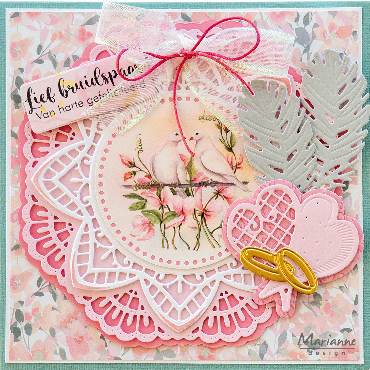 Marianne Design Creatables Die - Anja's Elegant Circle With Hearts