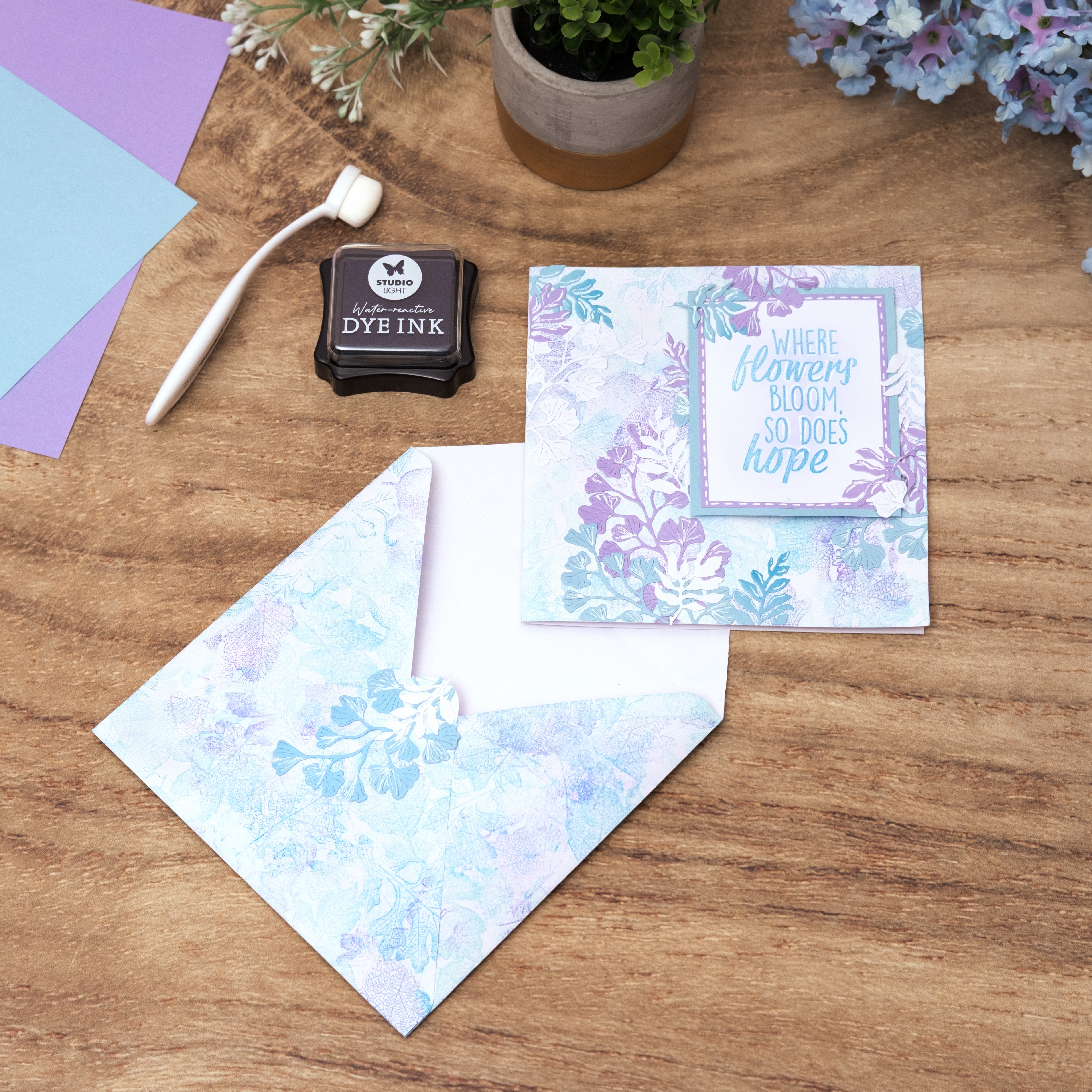 SL Card Paper Pad Pre-Scored White 6x6" Cards Essentials 25 Sheets