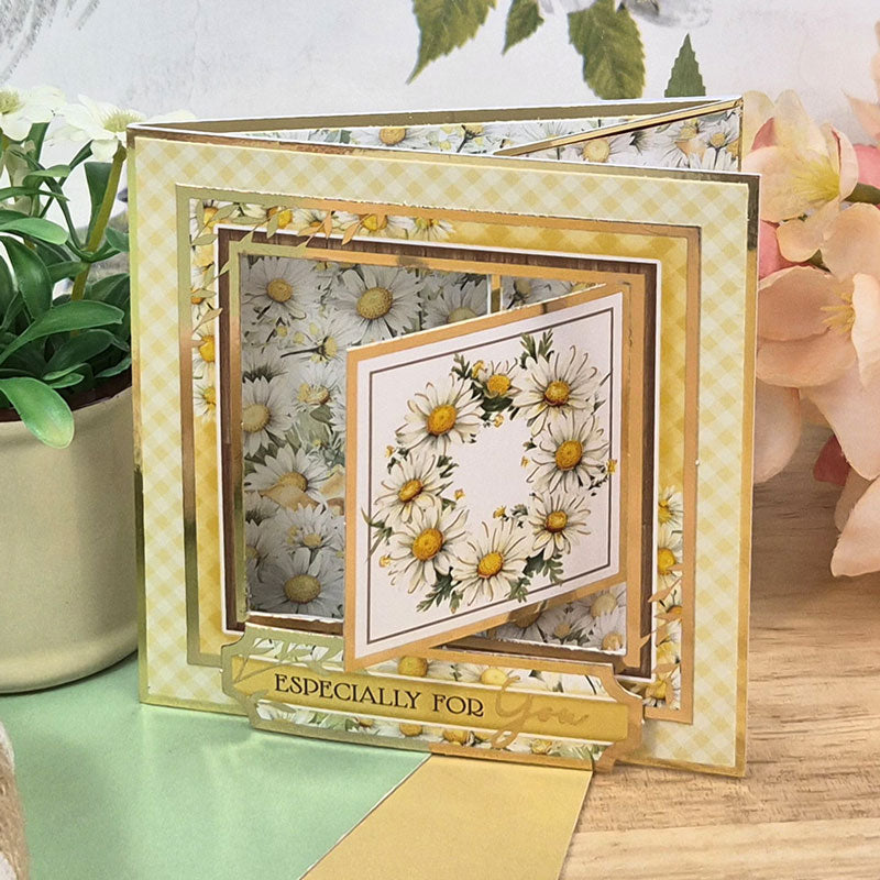 April - Daisy Luxury Topper Sheet