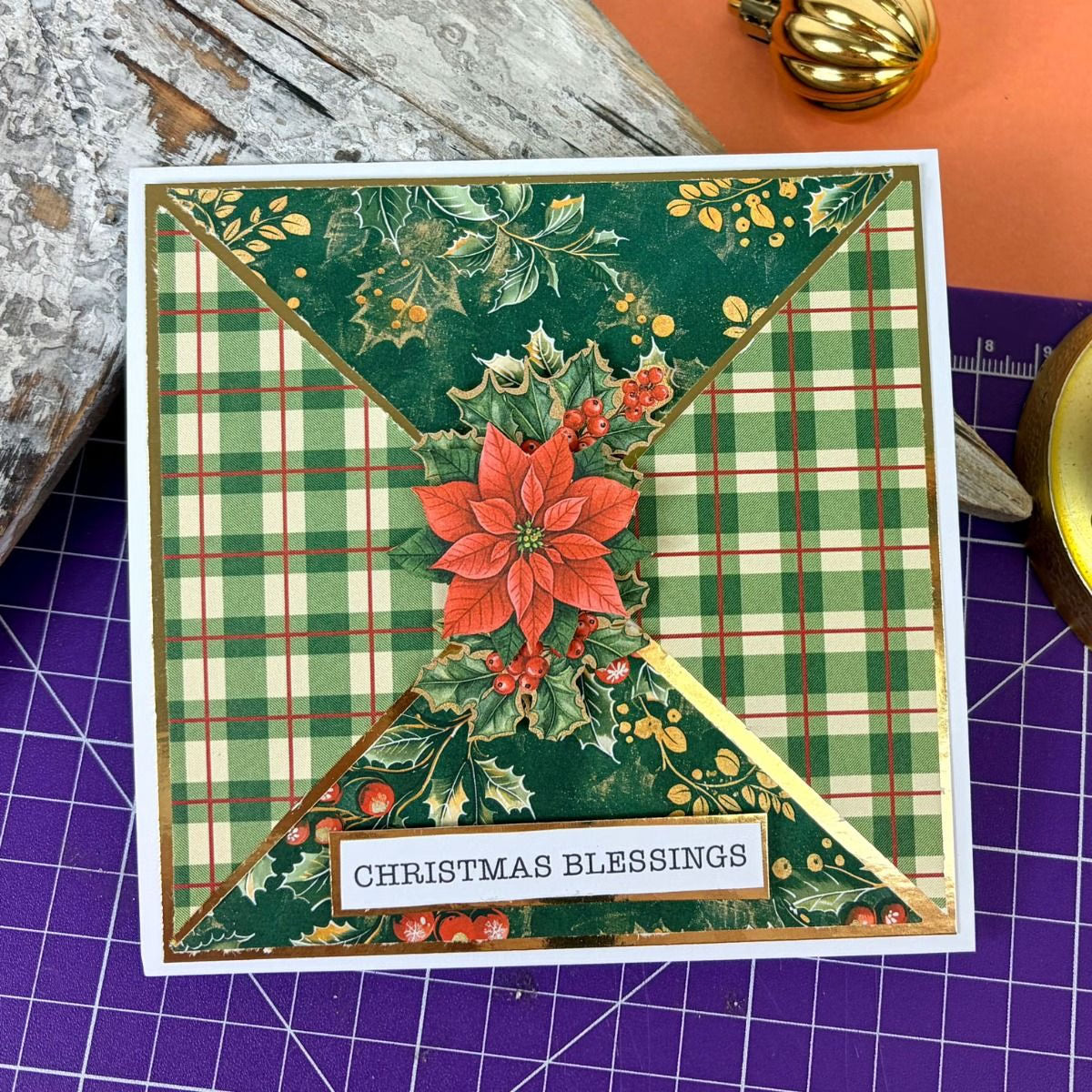Hunkydory Essential Selection Paper Pad - Festive Tartan