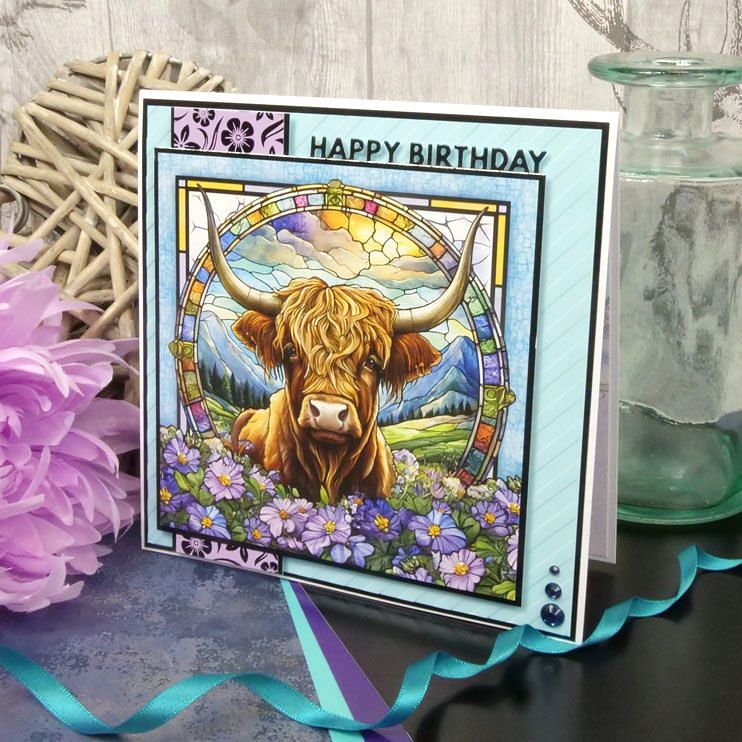 The Square Little Book of Stained Glass Wonderful Wildlife