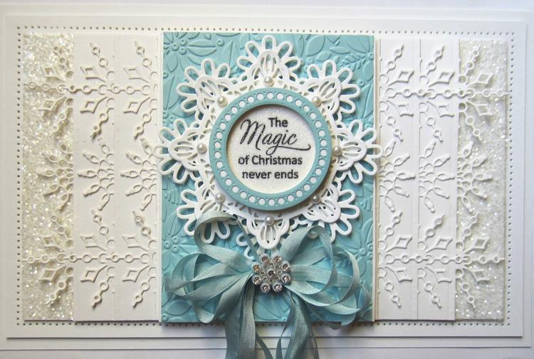 Festive Collection Snowflake Edger