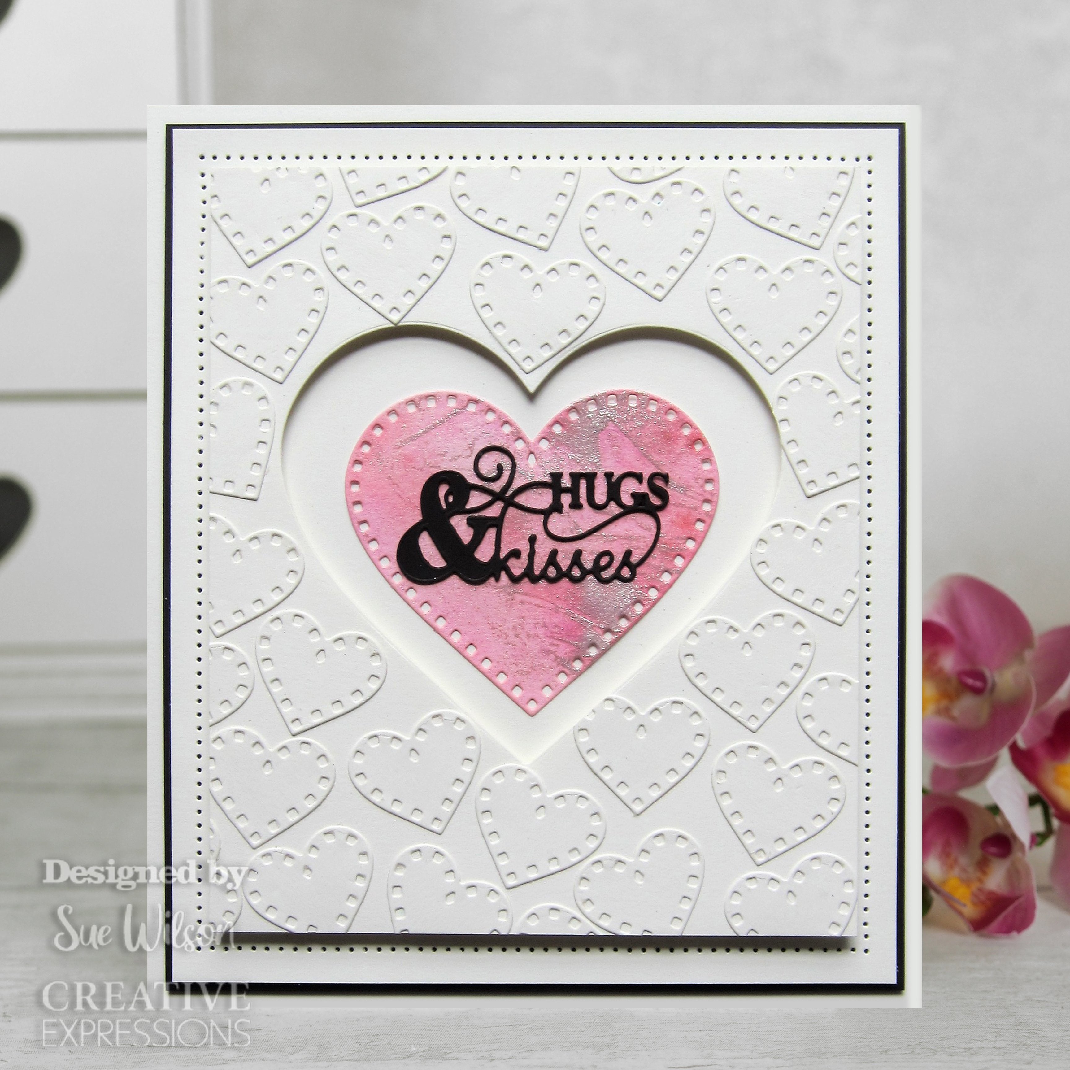 Creative Expressions Sue Wilson Mini Expressions Hugs & Kisses Craft Die