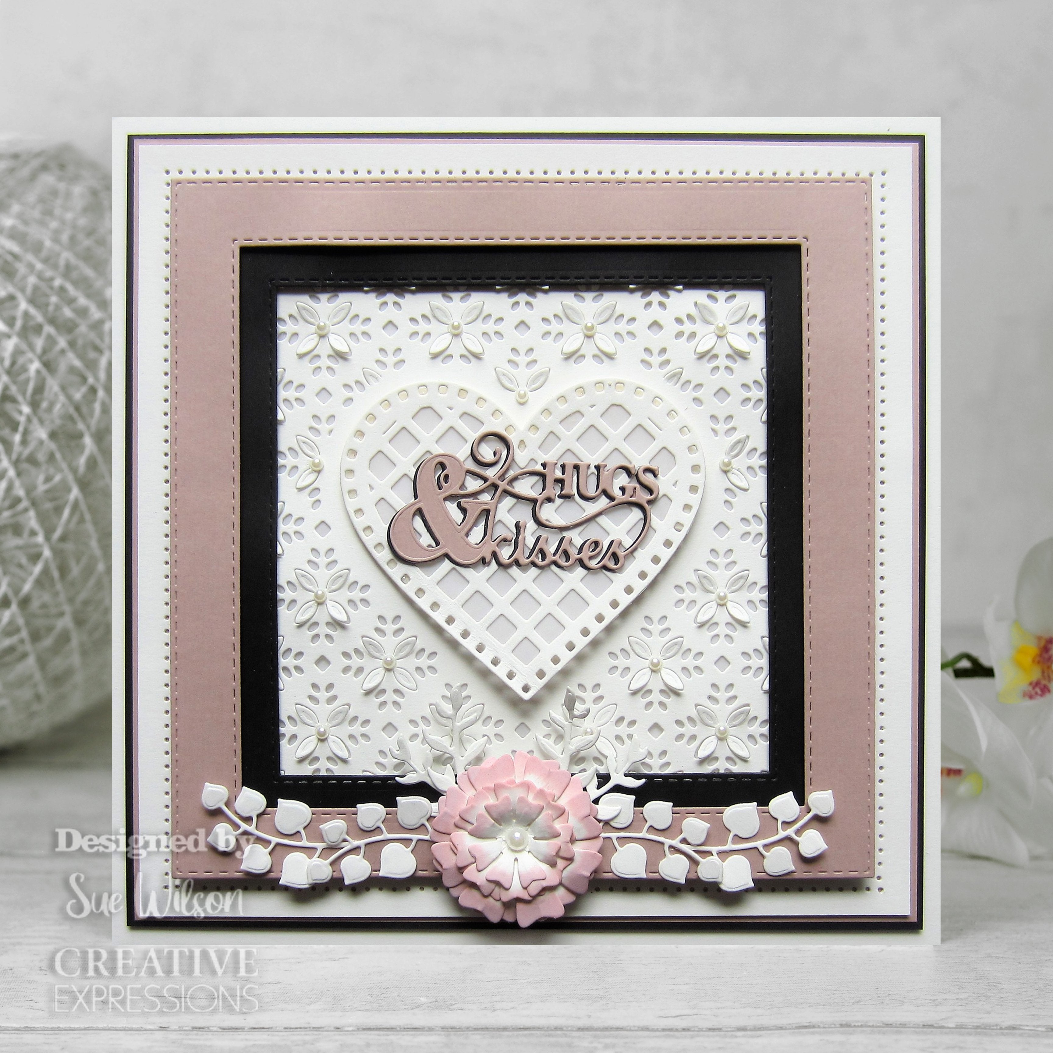 Creative Expressions Sue Wilson Mini Expressions Hugs & Kisses Craft Die