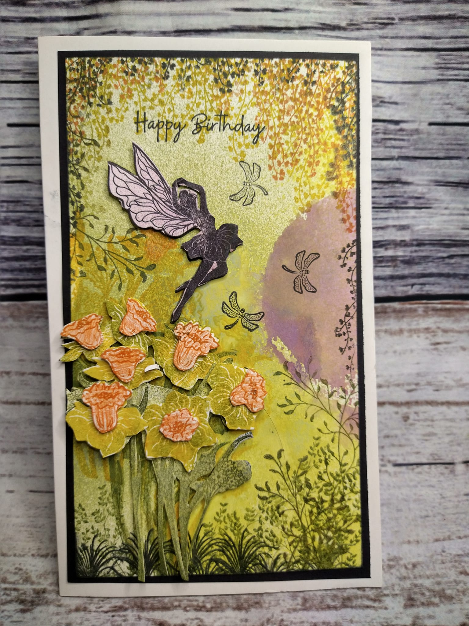 Fairy Hugs Stamps - Isla's Daffodil