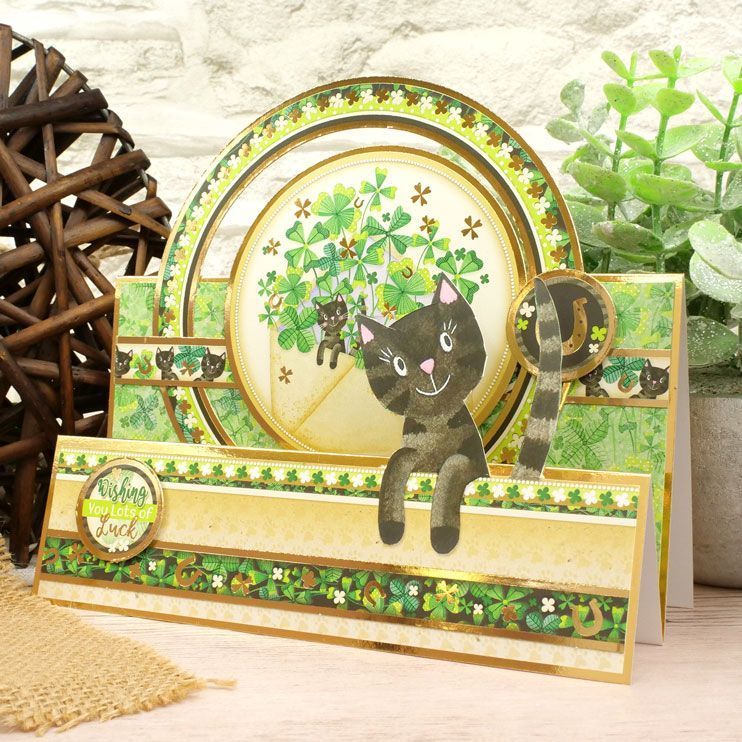 Feline Lucky! Luxury Topper Set